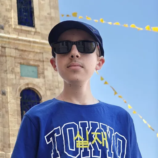 Yoav Fabrikant Livne